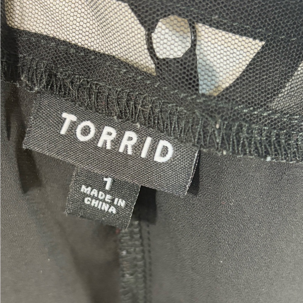 Torrid Black Spaghetti Strap Mesh Camisole in Size 1 - Picture 2 of 8